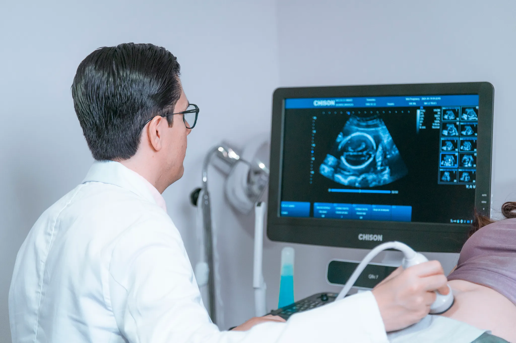 Dr. Héctor Meza - Especialista